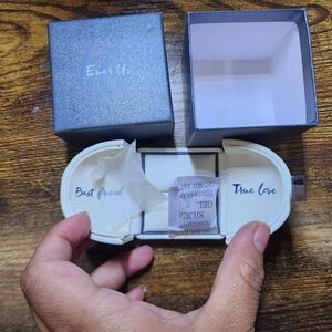 COPY - Kay Jewelers ever us ring box - empty